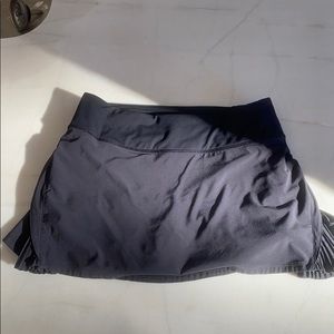 Lululemon play off the pleats skirt (regular)